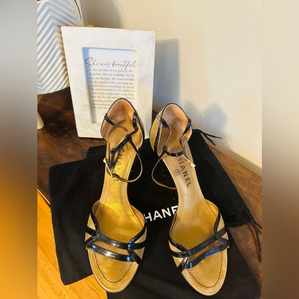 Chanel Heels in Black Patent & Gold Metallic Suede Size 39.5